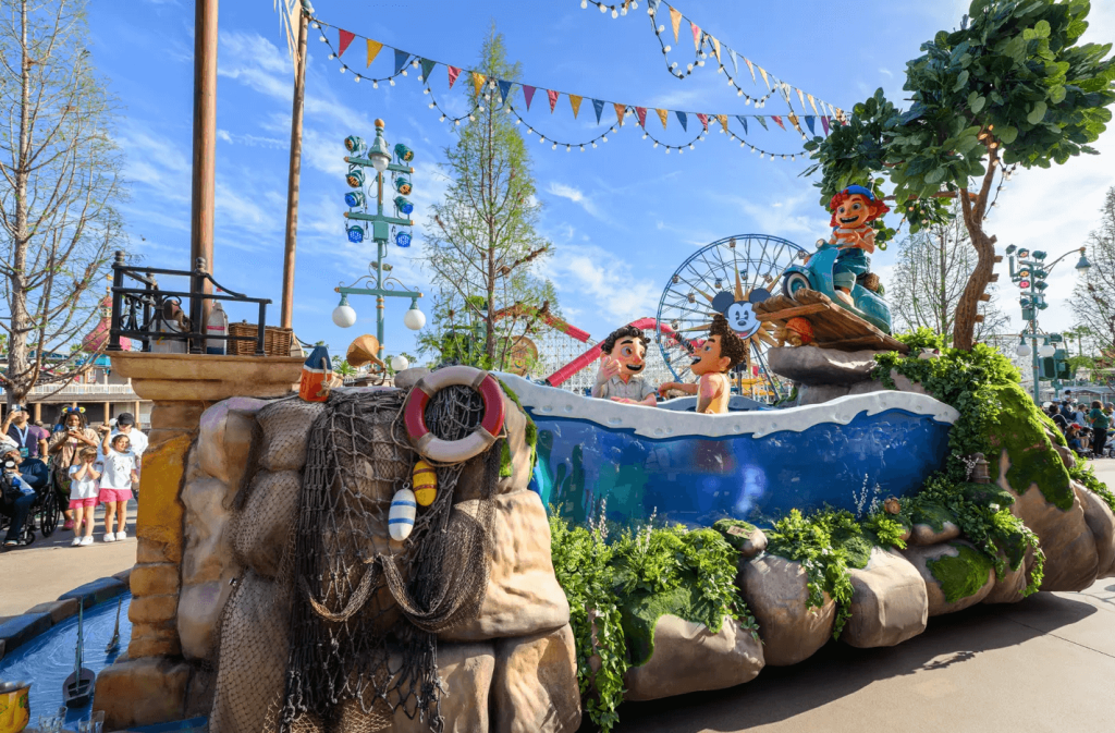 Better Together Parade in Disneyland California Adventure