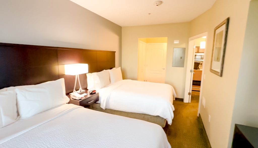 Staybridge Suite Room