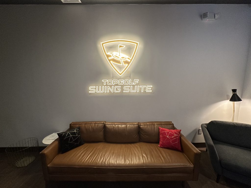 The Anaheim Hotel - Top Golf Swing Suite